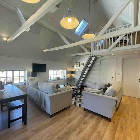 شقة The Coach House Alderbury المظهر الخارجي الصورة