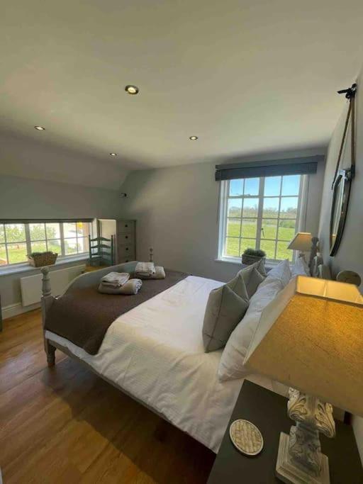 شقة The Coach House Alderbury المظهر الخارجي الصورة