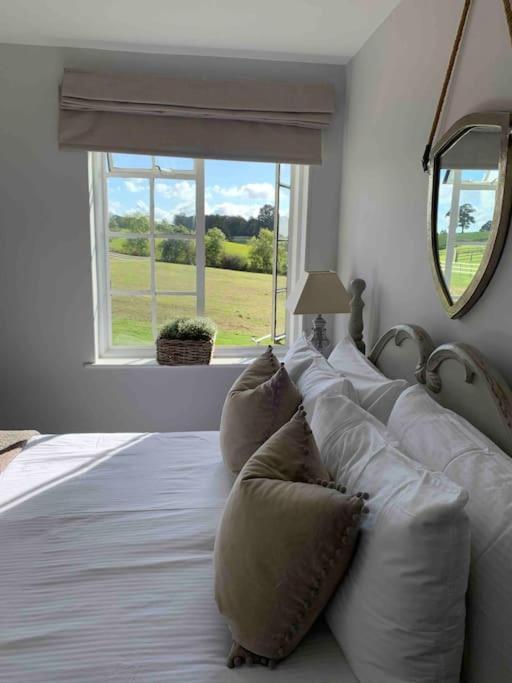 شقة The Coach House Alderbury المظهر الخارجي الصورة