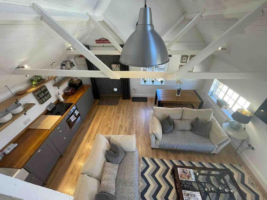 شقة The Coach House Alderbury المظهر الخارجي الصورة